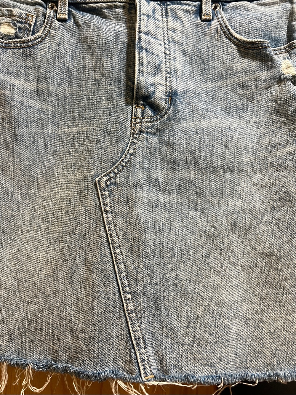 Old navy light Blue Denim Mini Skirt - Casual Raw Hem size 0 - Picture 4 of 6